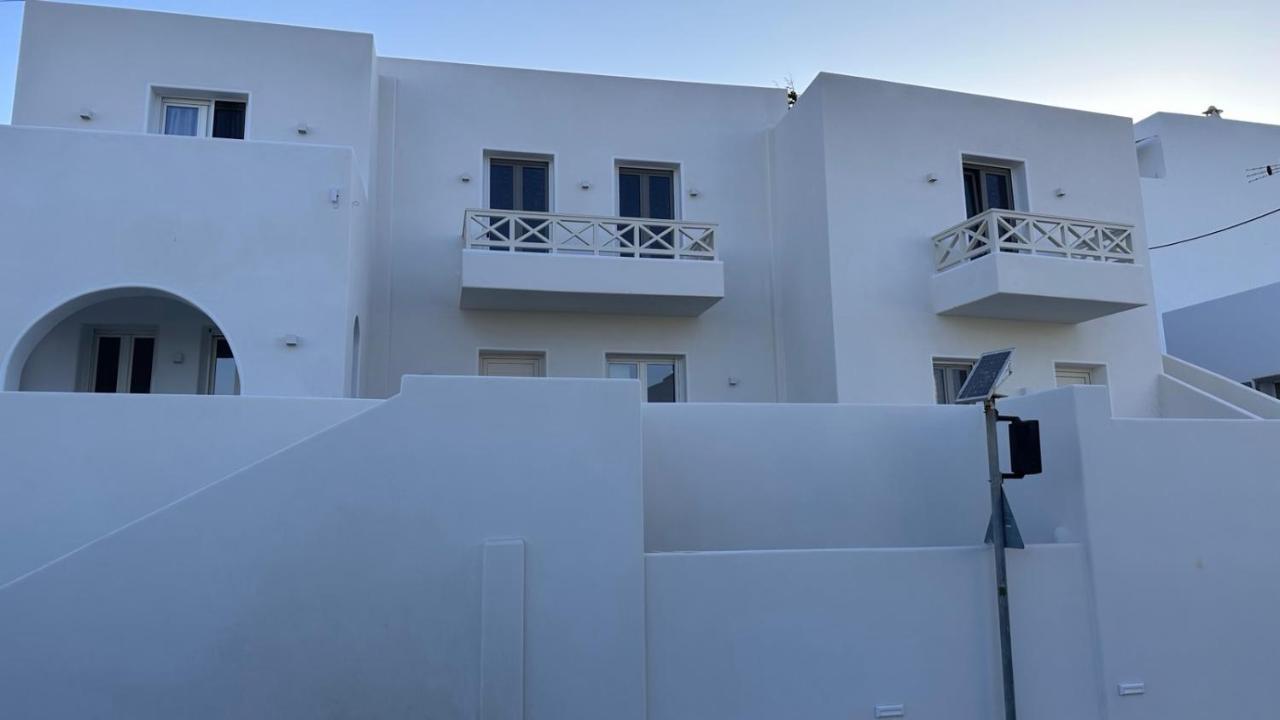 Aristotle Suites Adámas Eksteriør bilde
