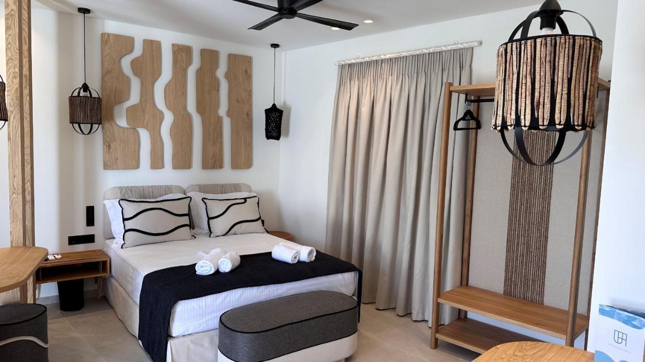 Aristotle Suites Adámas Eksteriør bilde