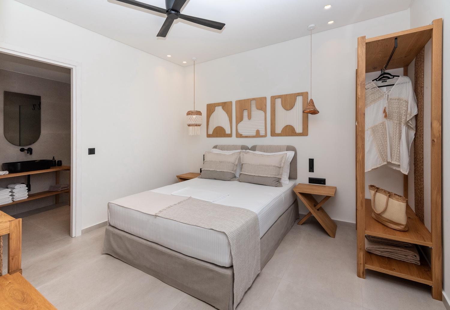 Aristotle Suites Adámas Eksteriør bilde